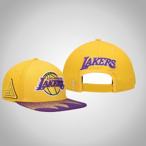 Los Angeles Lakers Throwback Snapback Men's Pro Standard x Black Pyramid Hat - Gold 397461-162