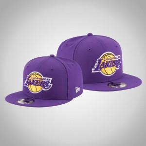 Los Angeles Lakers Adjustable Snapback Men's 2020 NBA Playoffs Bound Hat - Purple 521851-729