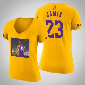 LeBron James Los Angeles Lakers Super Star Women's #23 Art Print T-Shirt - Gold 297611-219